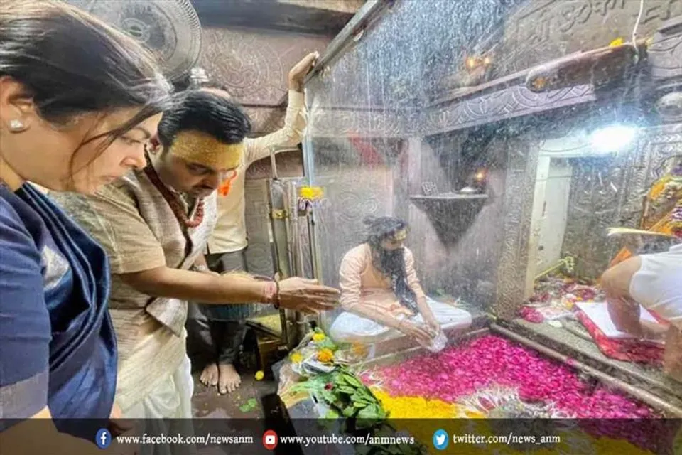 ओंकारेश्वर पहुंचीं मंत्री मीनाक्षी लेखी