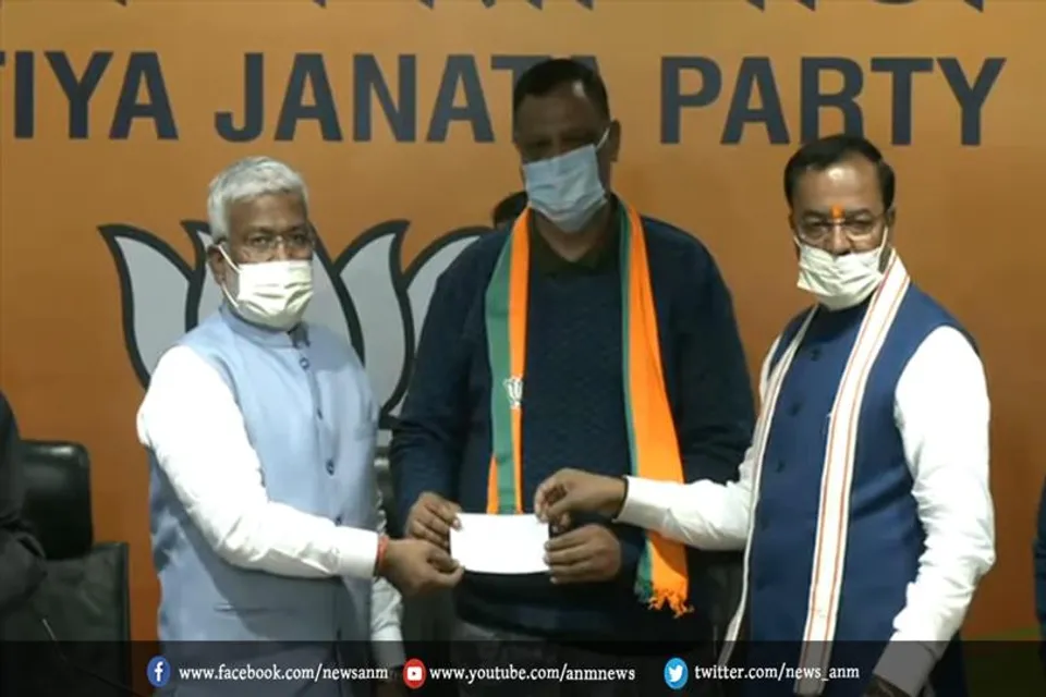 कांग्रेस विधायक नरेश सैनी ने ज्वाइन किया भाजपा