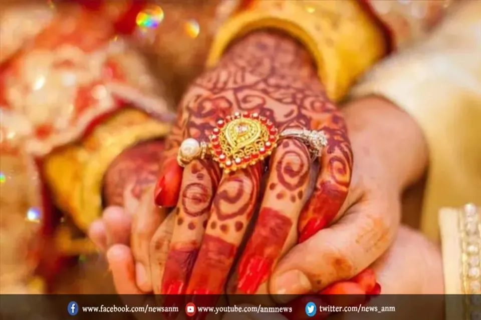 लड़कियों की शादी की वैध उम्र भी पुरुष सांसद ही विचार करेंगे