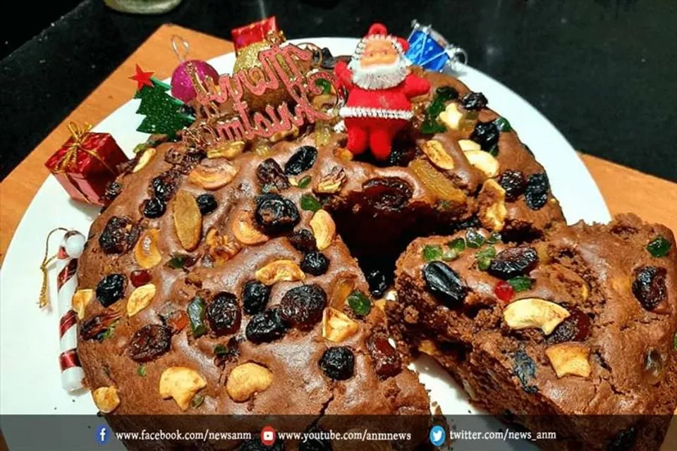 क्रिसमस पर बनाना है ट्रेडिशनल रम केक