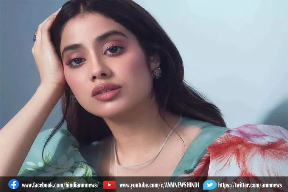 VIDEO: रूमर्ड बॉयफ्रेंड के साथ नजर आईं जान्हवी कपूर