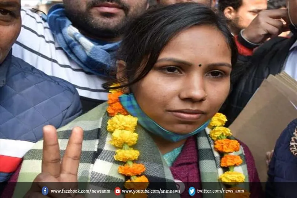 बिकरू कांड के आरोपी की पत्नी की बहन ने किया नामांकन