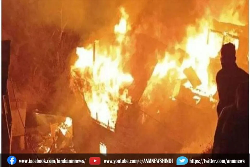 पटाखा फैक्ट्री में लगी भीषण आग, एक महिला की मौत