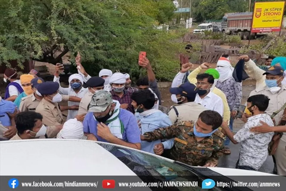 सीएम-केंद्रीय मंत्रियों तक को झेलना पड़ा किसानों का विरोध