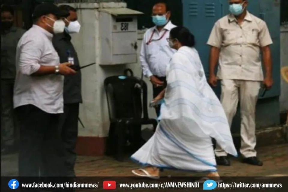 ममता ने खानाकुल दौरा रद्द करने के लिए केंद्र पर लगाया आरोप