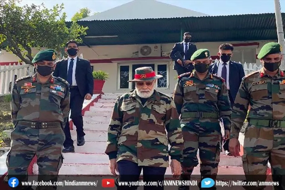 नौशेरा पहुंचे प्रधानमंत्री नरेंद्र मोदी