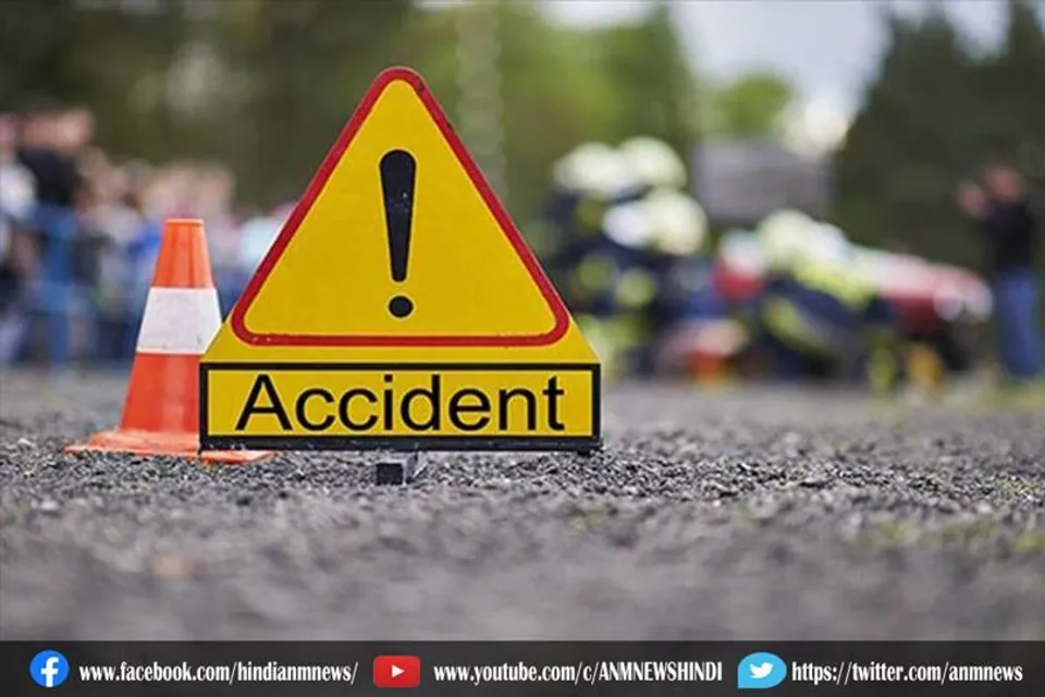 कोहरे के चलते कई वाहन एक-दूसरे से टकराए, तीन की मौत