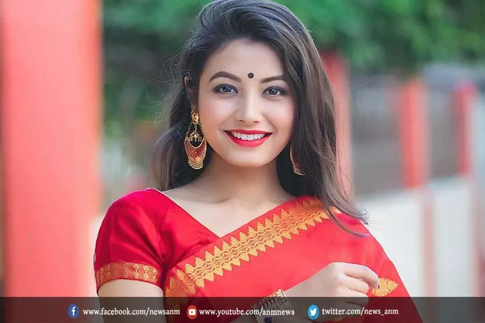 इस असमिया एक्ट्रेस का साड़ी पहनने का अदांज लाजवाब