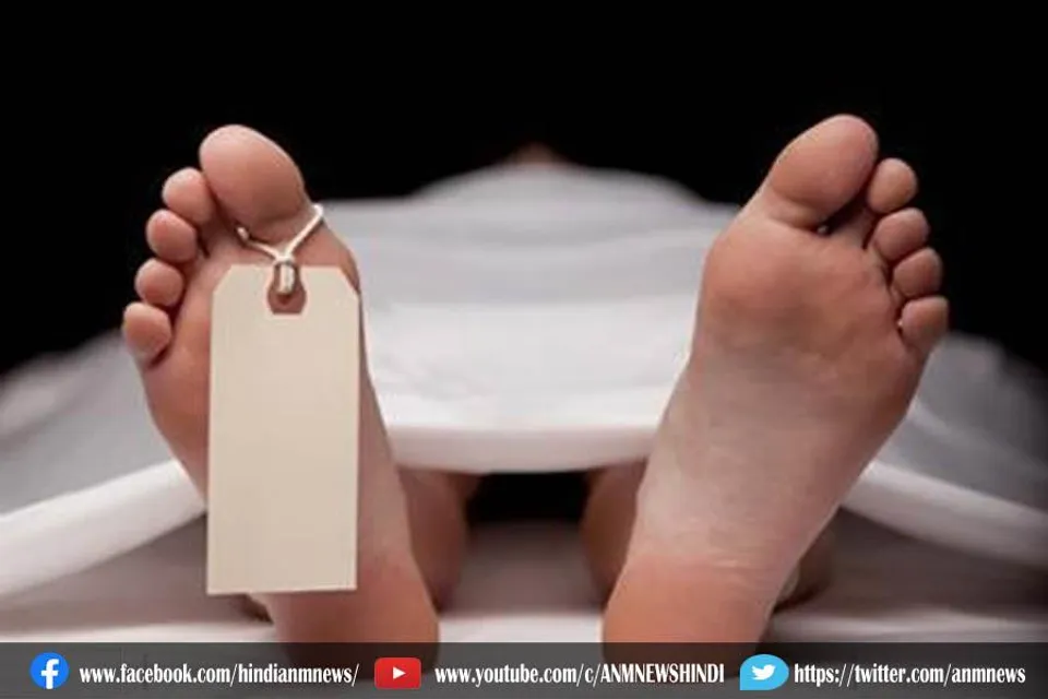 राजाबाजार में बहुमंजिला इमारत से लटका शव बरामद किया पुलिस