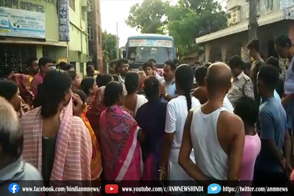 पानी की समस्या को लेकर महिलाओं ने किया प्रदर्शन