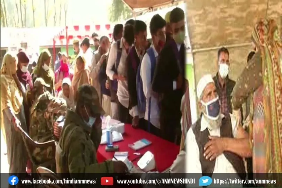 पुंछ जिले में भारतीय सेना के द्वारा फ्री मेडिकल और कोरोना वैक्सीनेशन कैंप