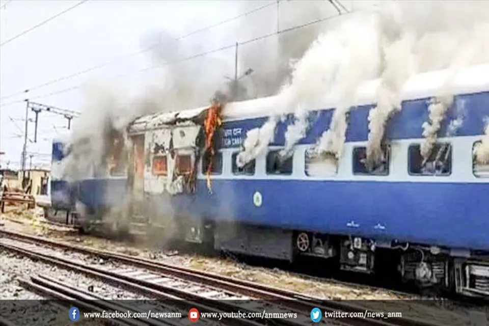 अग्निपथ योजना के विरोध: कुल 340 ट्रेनें प्रभावित हुईं