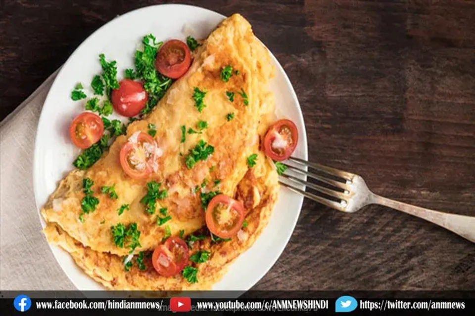 परिवार के सदस्यों के लिए बनाये हांडी आमलेट
