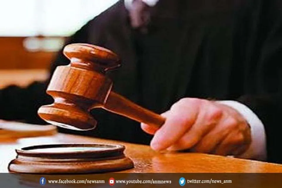 इंस्टाग्राम इन्फ्लुएंसर और फर्जी डॉक्टर्स पर अंकुश