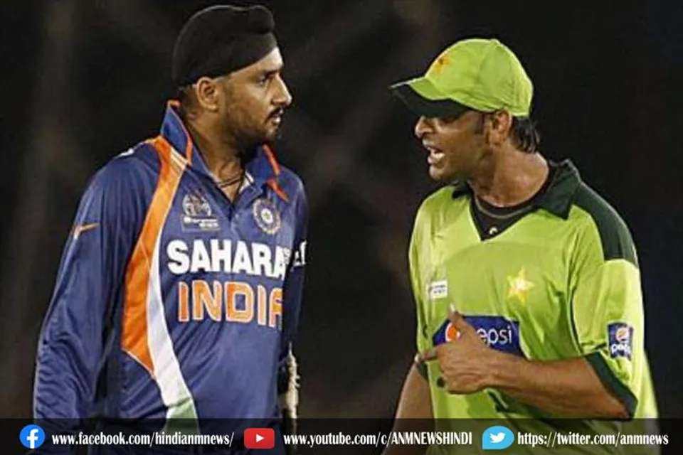 भारत-पाकिस्तान के खिलाड़ी के बीच सोशल मीडिया में जंग