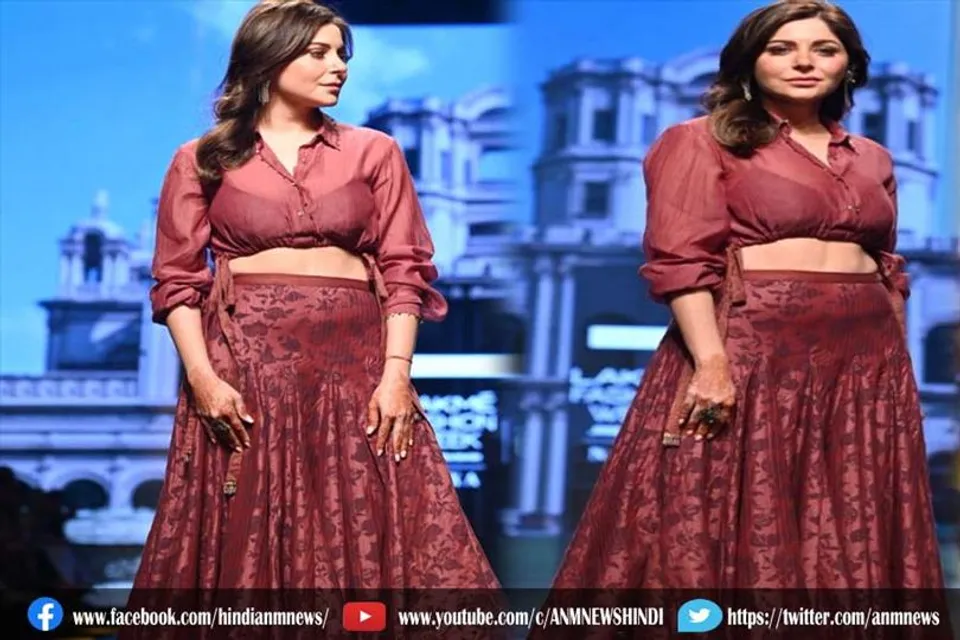 डिजाइनर स्वाति कपूर के लिए शो स्टॉपर बनीं कनिका कपूर