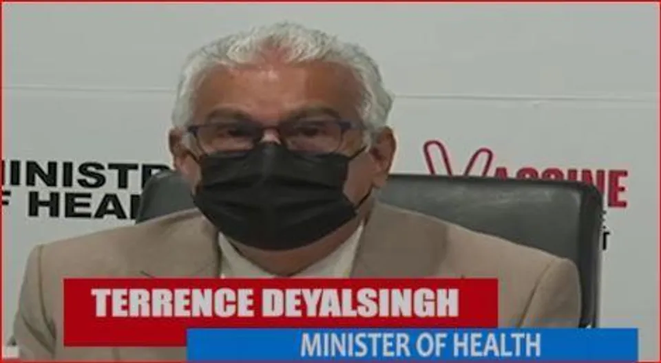 टी एंड टी के स्वास्थ्य मंत्री ने घर पर ही कोविड के मरीजों को जल्द इलाज की सलाह दी
