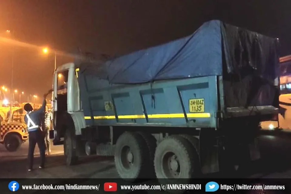 कैसे और किसकी मदद से चल रहा है बालू का काला साम्राज्य