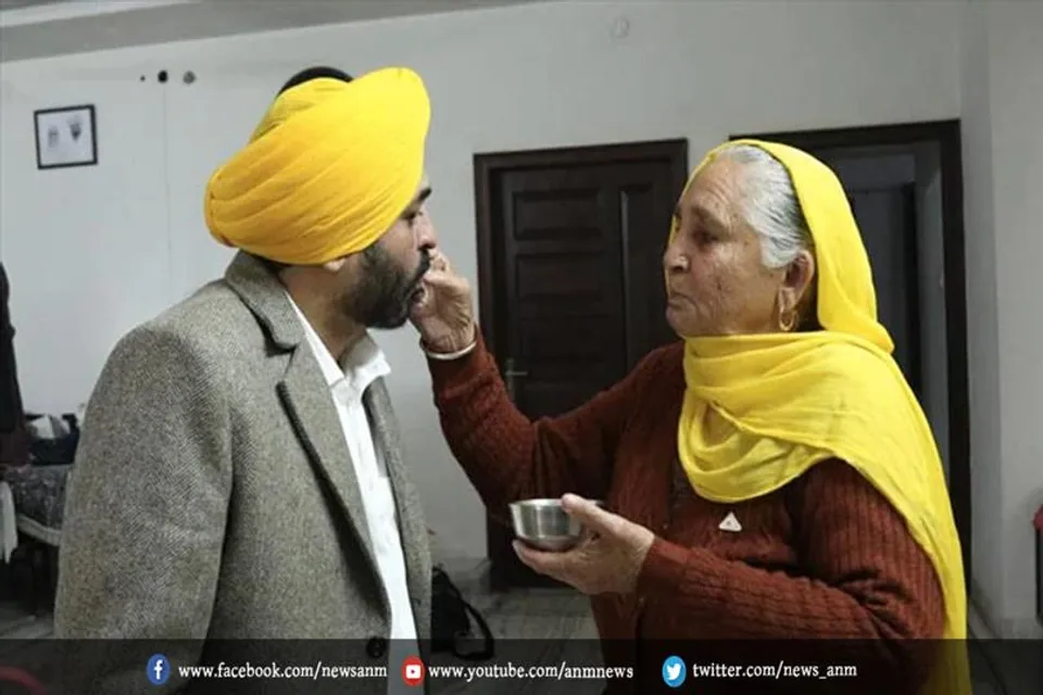 भगवंत मान ने किया नामांकन दाखिल