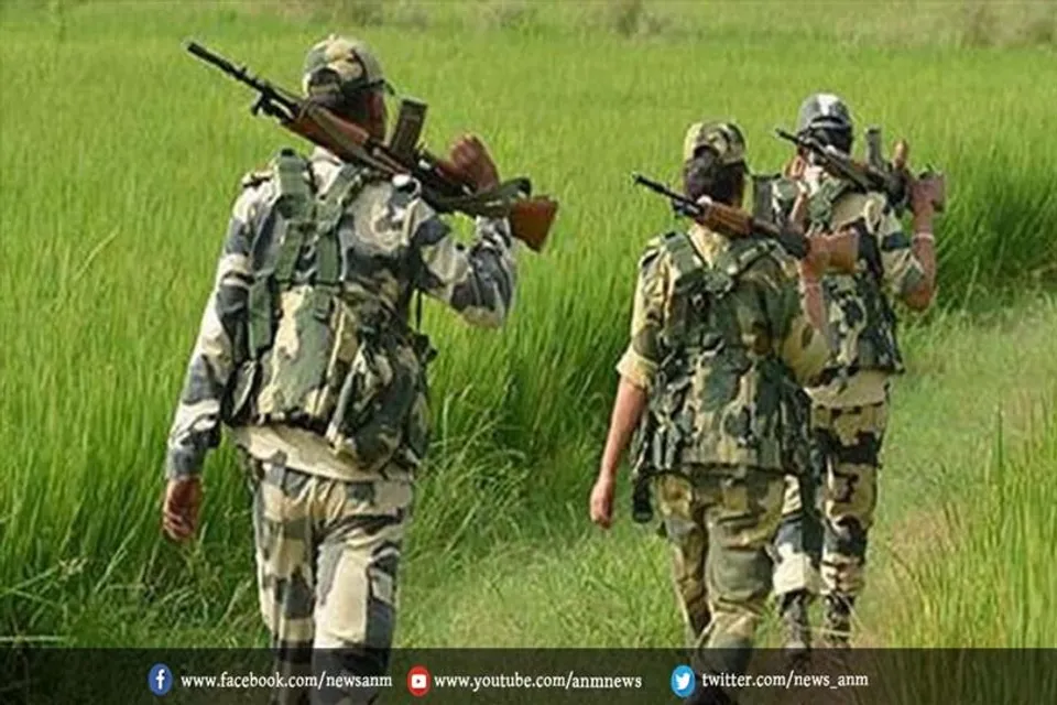 पाक तस्करों के मंसूबों को BSF ने किया नाकाम