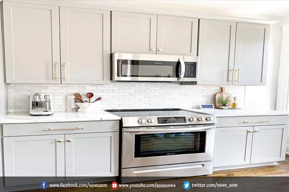 कैसे साफ करे किचन कैबिनेट