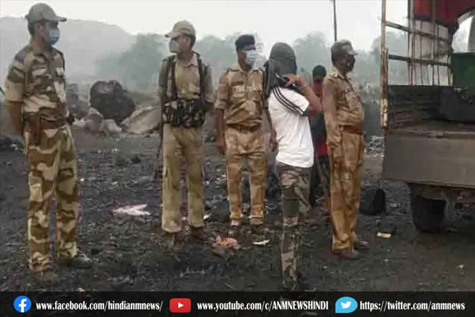 सीआइएसएफ जवानों ने सात टन चोरी का कोयला बरामद किया
