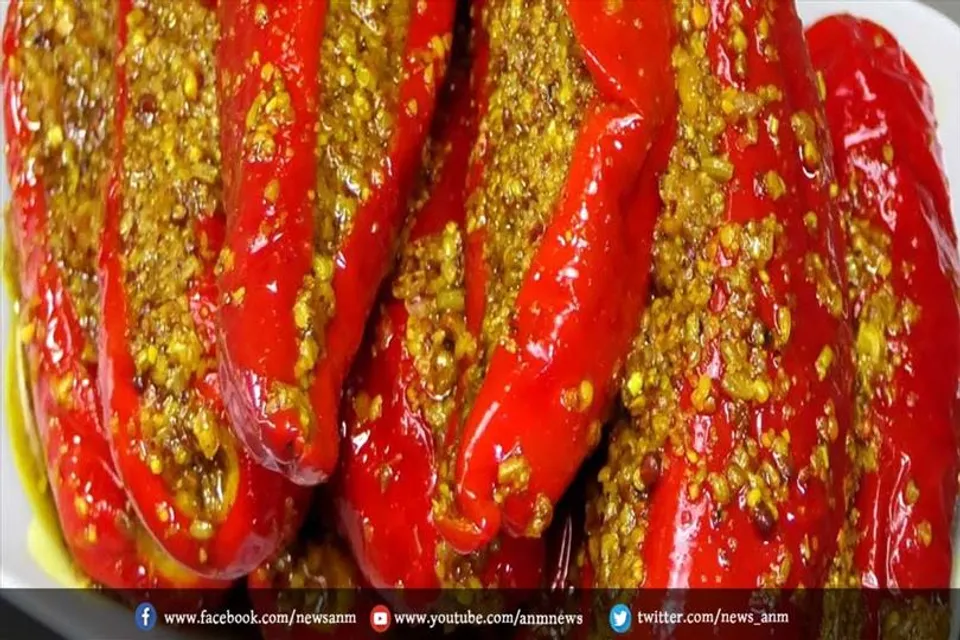 आइये बनाएं बनारसी स्टाइल का लाल मिर्च का अचार