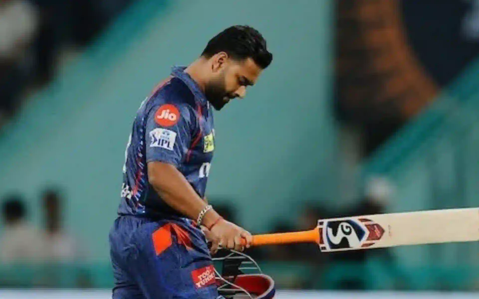 Rishabh Pant fined INR 12 Lakh for slow-over rate vs Mumbai Indians