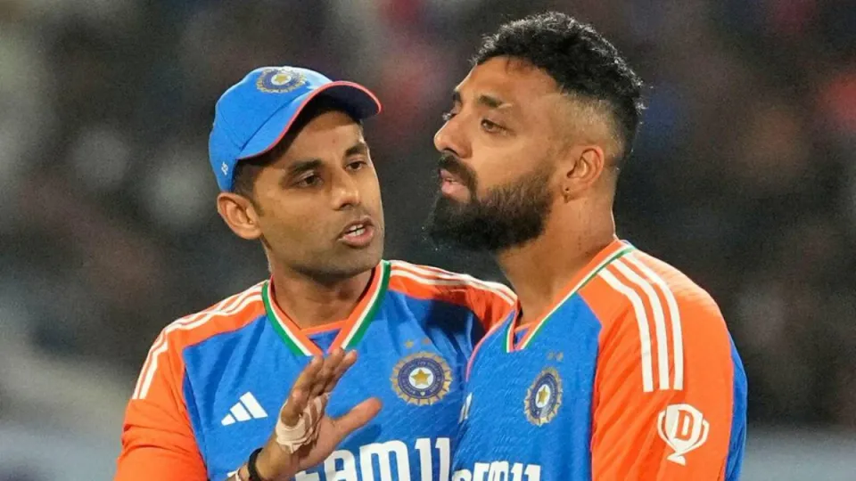 Suryakumar Yadav is very similar to Rohit Sharma in captaincy: Varun Chakaravarthy