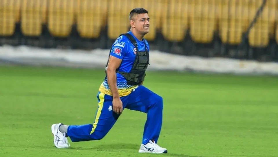 ms-dhoni-practice-s-1756527015
