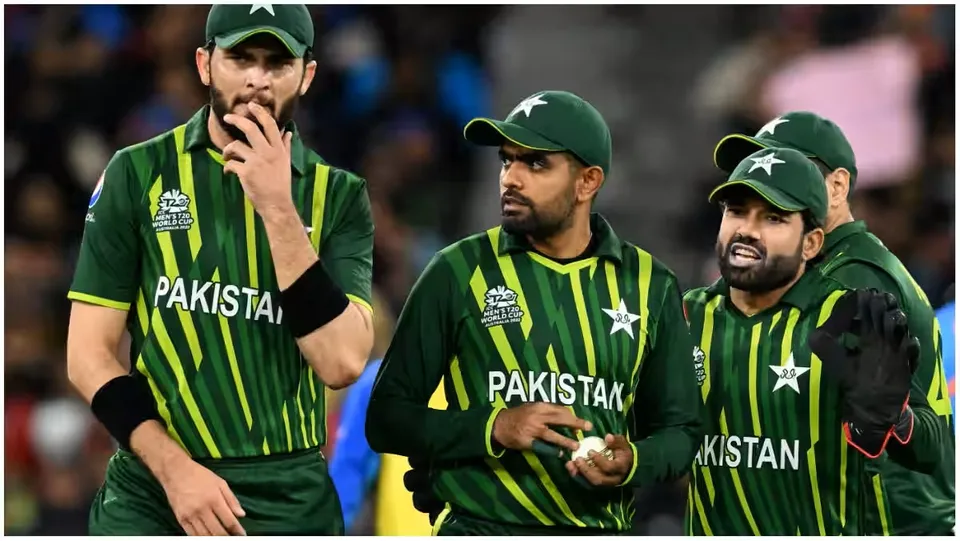 306029-former-pakistan-skipper-suggests-babar-azam-to-quit-captaincy-after-india-loss