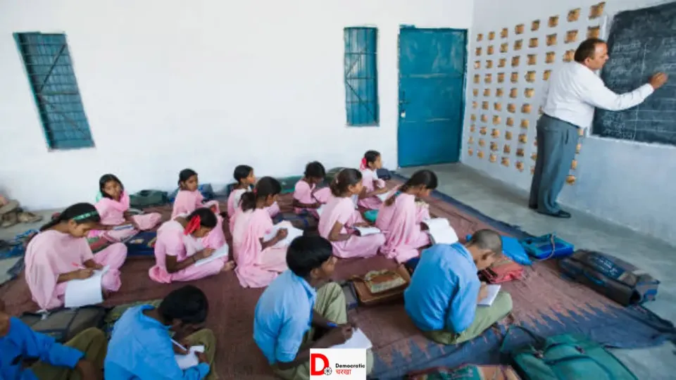 “हमारी भाषा में स्कूल नहीं” — आदिवासी बच्चों की पढ़ाई पर हिंदी की दीवार