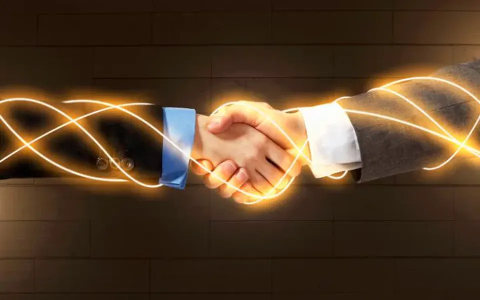CASHe announces Strategic Tie-up with Rubique