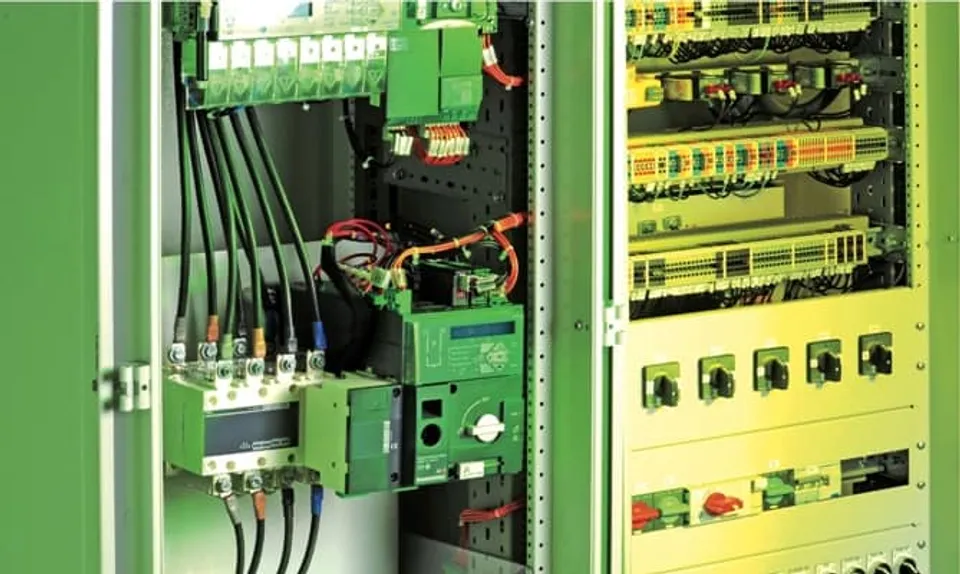 SOCOMEC extends ATYS range of transfer switches