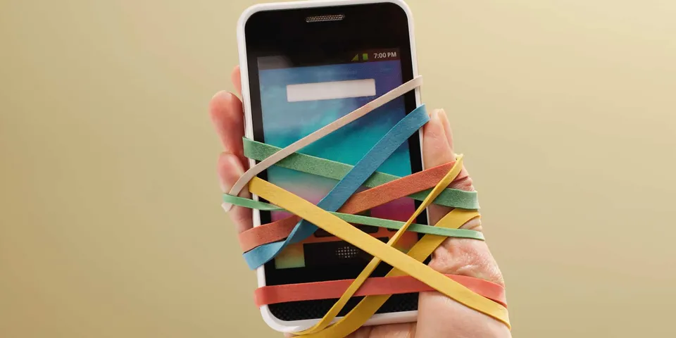 Is your addiction to your smartphone robbing off your sleep?