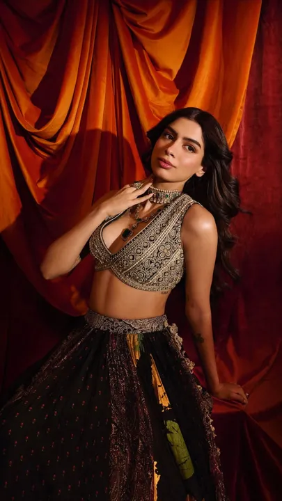 Khushi Kapoor x Bhumika Sharma