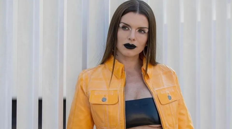 Julia Fox (2)