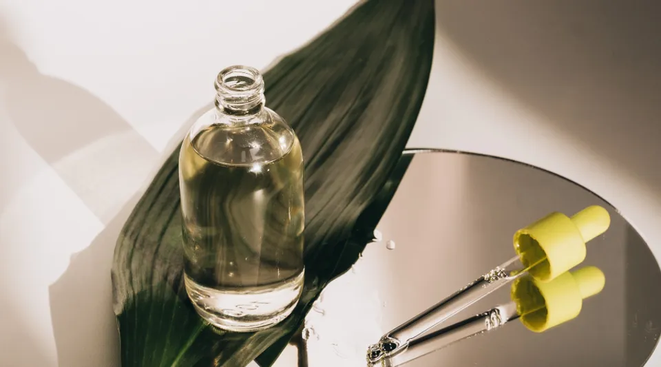 7 Anti-Acne Serums You Need To Get Your Hands On For Clear Skin