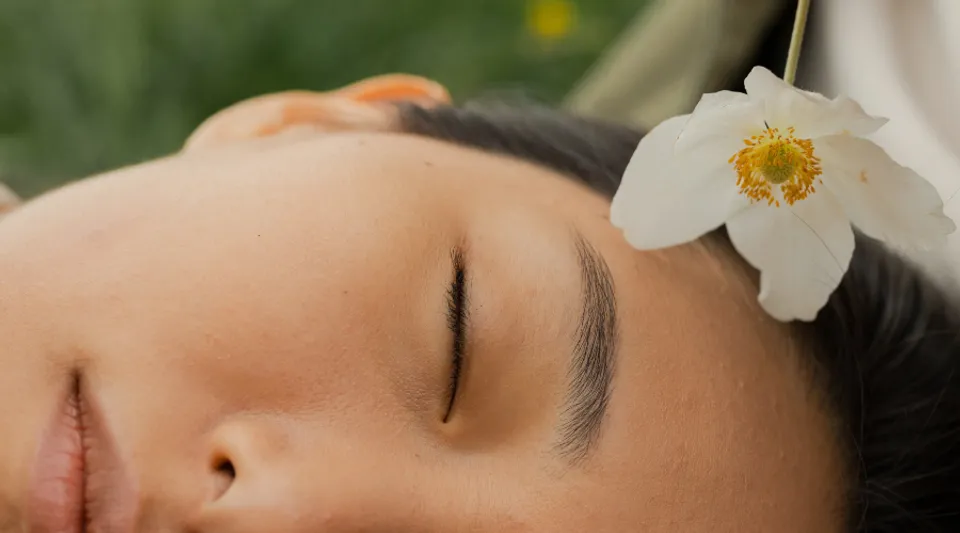Scalp And Head Massagers You Need To Get Your Hands On RN