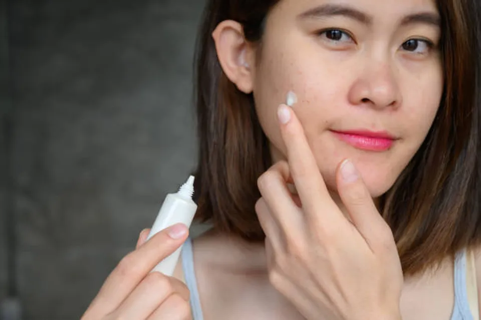 7 Effective Spot Treatments That Promise To Shrink Your Pimples Overnight