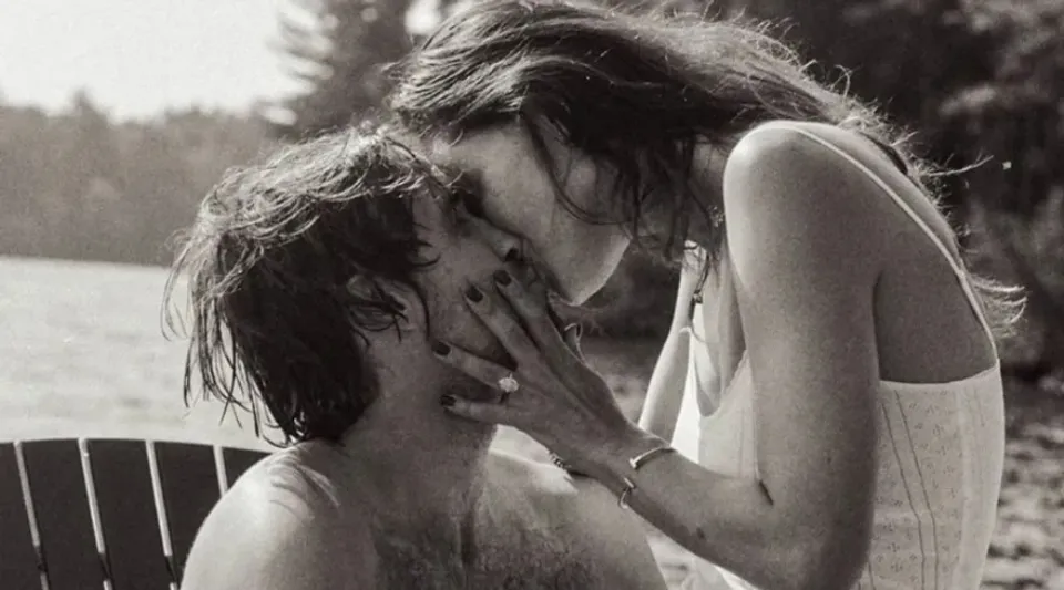 The Celebrity Engagement Ring Trends That Dazzled Us In 2024