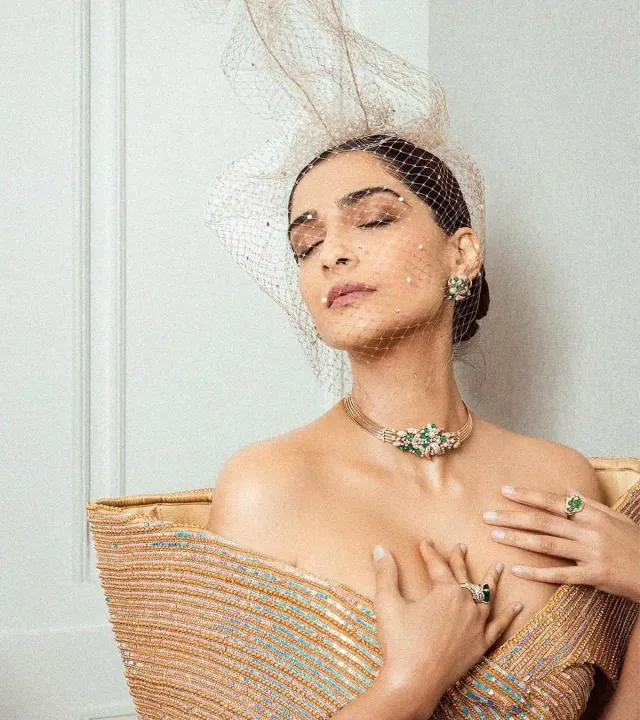 A picture of Sonam Kapoor wearing jewellery from Zoya