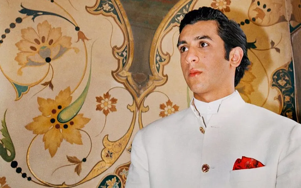 The evolution of the bandhgala