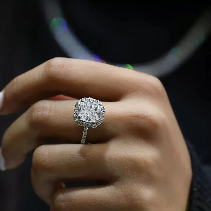  Are lab-grown diamonds more sustainable than natural ones?
