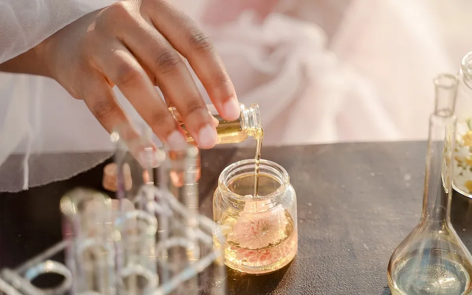 Should you invest in artisanal perfumes?