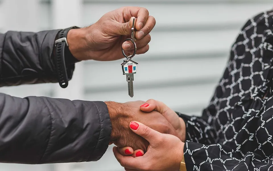Why are brokers in Bengaluru making ridiculous demands from potential tenants? 