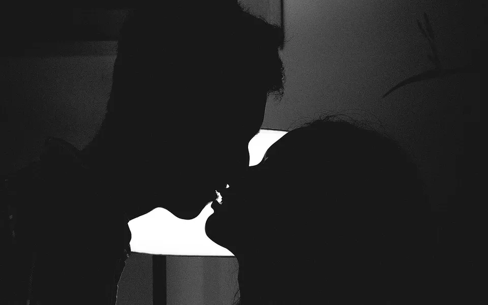 Why are â€˜sidesâ€™â€“people who dislike penetrative sexâ€“still stigmatised?