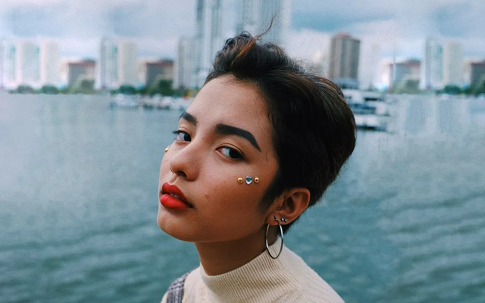 Is there a right way of introducing beauty to teenagersâ€”and whose responsibility is it?