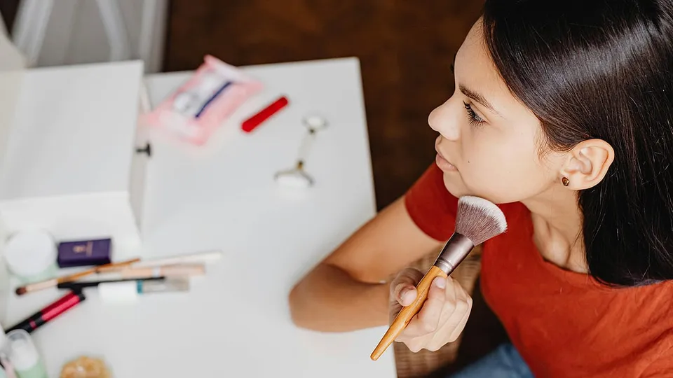 6 best concealers that will stay put in the melting summer