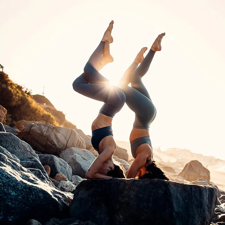 7 easy yoga poses you can learn in 20 minutes